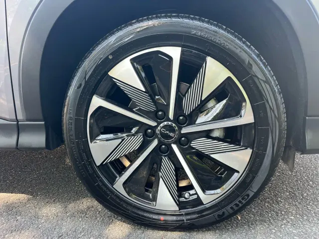 BYD Song PLUS — Фото автомобиля 24