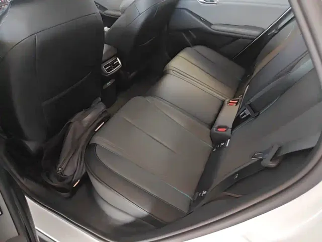 BYD Qin L — Фото автомобиля 16