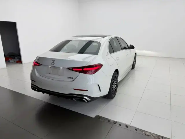 Mercedes-Benz C-Class — Фото автомобиля 8