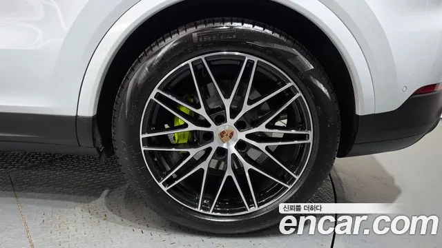 Porsche Cayenne PO536 — Фото автомобиля 6