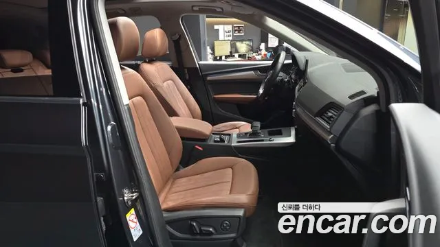 Audi Q5 FY — Фото автомобиля 17