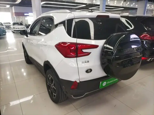 BYD Yuan Pro — Фото автомобиля 4