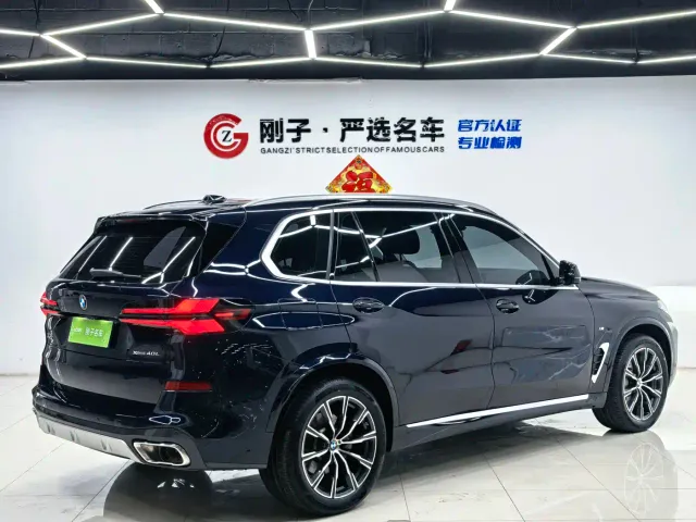 BMW X5 — Фото автомобиля 4