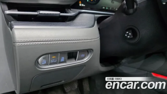Genesis G90 Бензин 3.5 турбо AWD — Фото автомобиля 22