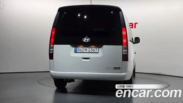 Hyundai Staria Staria — Фото автомобиля 4