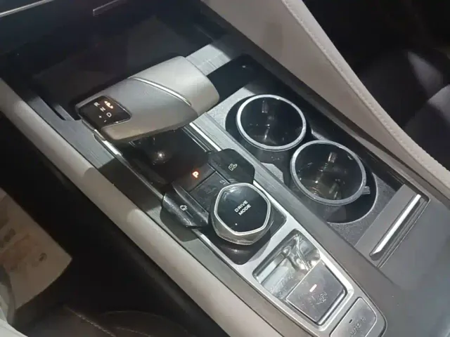 Changan CS75 Plus — Фото автомобиля 13