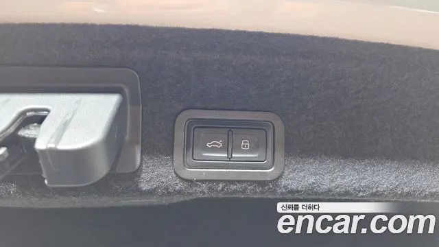 Audi A6 45 TFSI Premium — Фото автомобиля 28