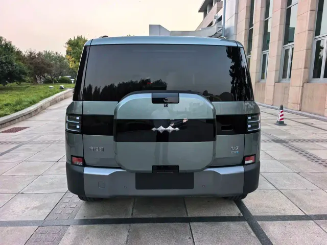 BYD FangChengBao Titanium 7 — Фото автомобиля 5