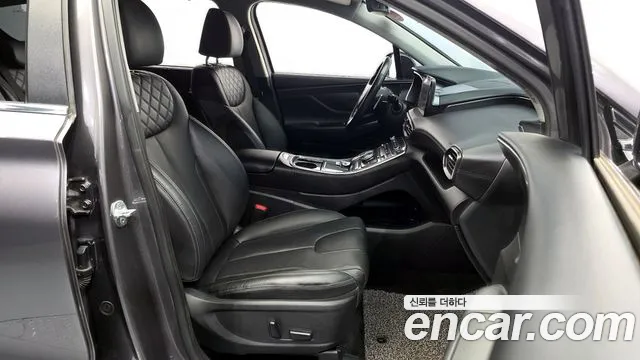 Hyundai Santafe Новый Santa Fe Бензин 2.5T 4WD — Фото автомобиля 11