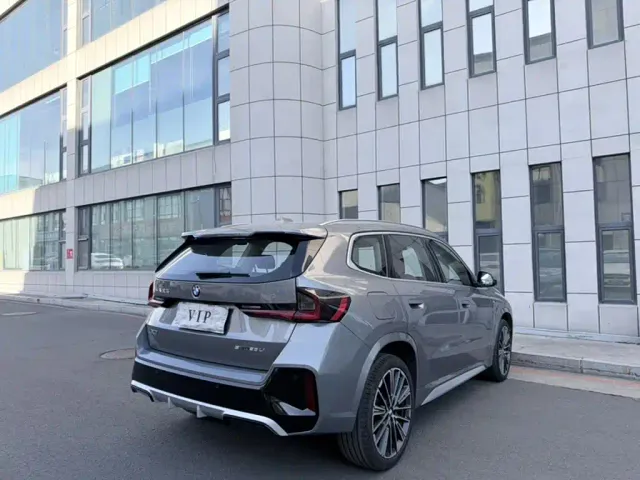BMW X1 — Фото автомобиля 6