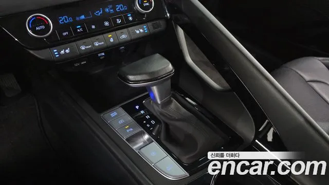 Hyundai Avante CN7 — Фото автомобиля 12