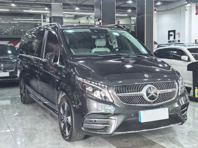 Mercedes-Benz V-Class — Фото автомобиля 3
