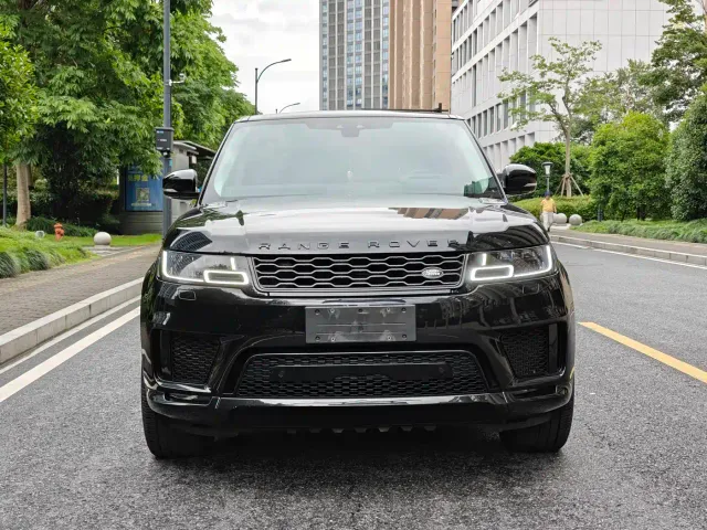 Land Rover Range Rover Sport — Фото автомобиля 2