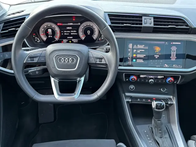 Audi Q3 — Фото автомобиля 19