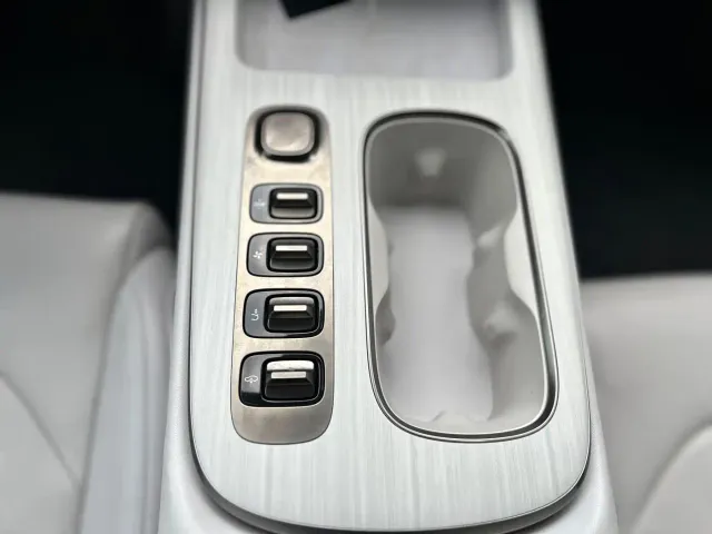 Xiaomi SU7 — Фото автомобиля 20