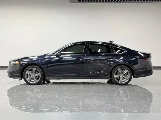 Honda Accord — Фото автомобиля 2