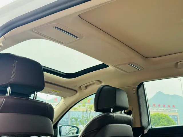BMW 7 Series — Фото автомобиля 16