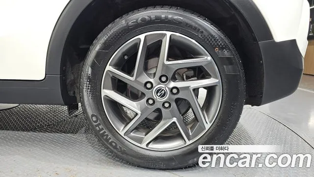 KG_Mobility_Ssangyong TIBOLI Very New Tivoli Бензин 1.5 2WD — Фото автомобиля 21