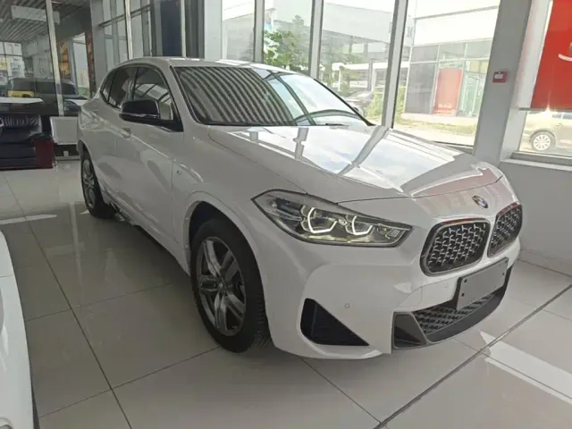 BMW X2 — Фото автомобиля 3