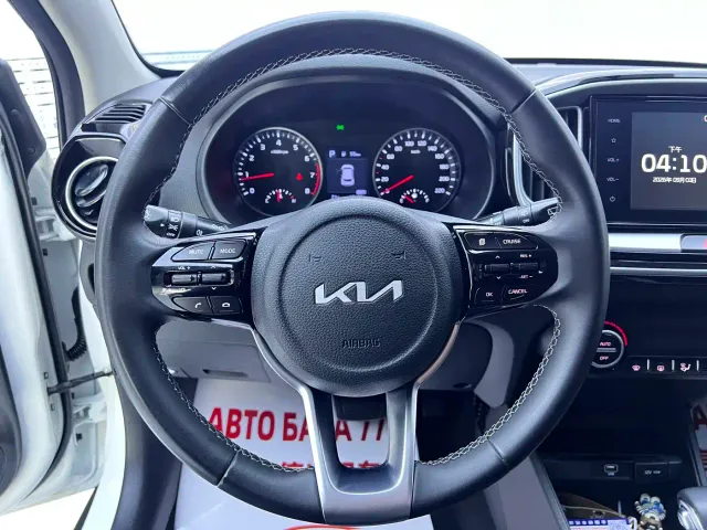 Kia KX1 — Фото автомобиля 10