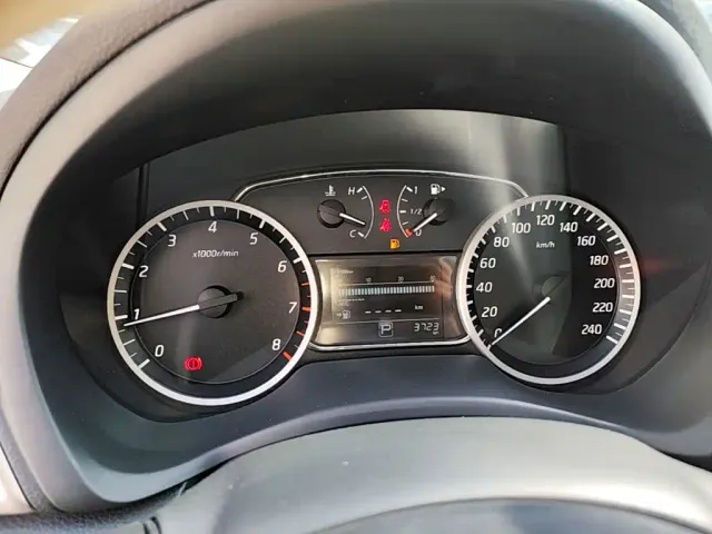 Nissan Sylphy — Фото автомобиля 11