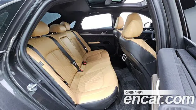 Kia K5 Generation 3 — Фото автомобиля 11