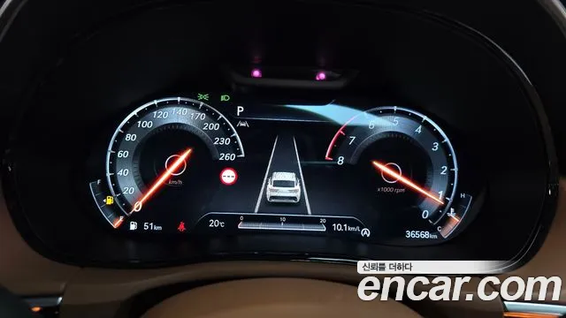 Genesis GV70 — Фото автомобиля 11