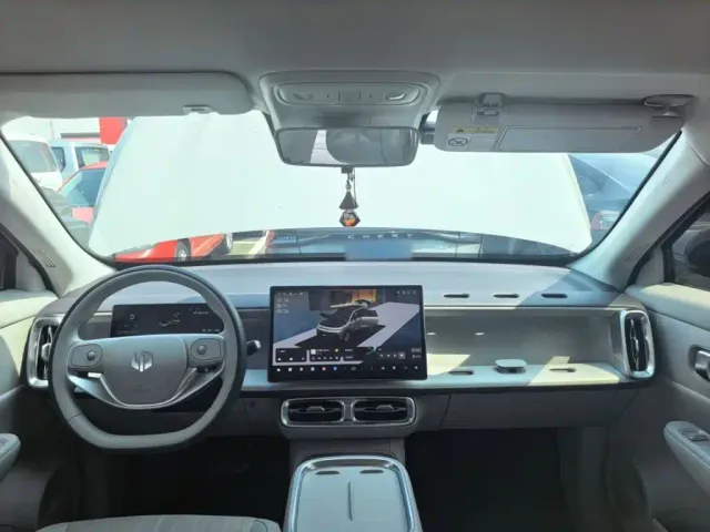 Leapmotor Leapmotor B10 2025 510 Joy Edition — Фото автомобиля 13