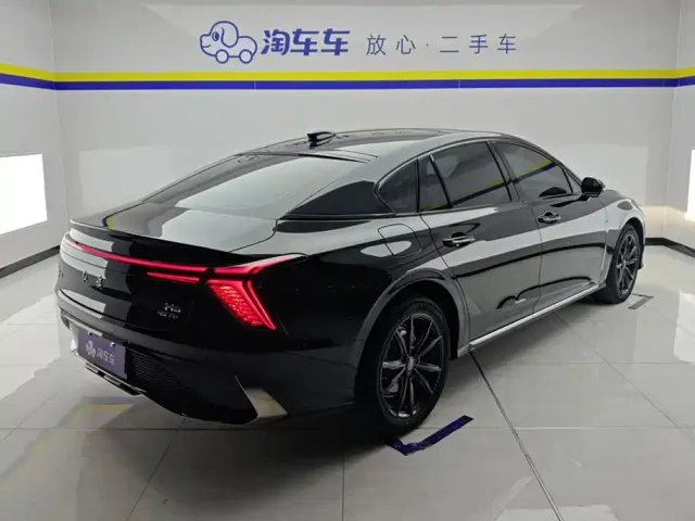 Hongqi H6 — Фото автомобиля 3