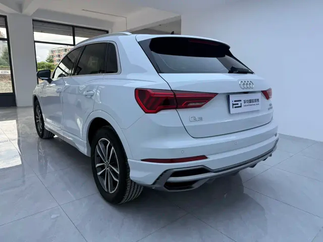 Audi Q3 — Фото автомобиля 6