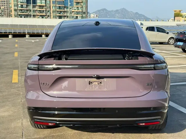 Nio EC6 — Фото автомобиля 8