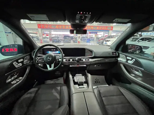 Mercedes-Benz GLS-Class — Фото автомобиля 6