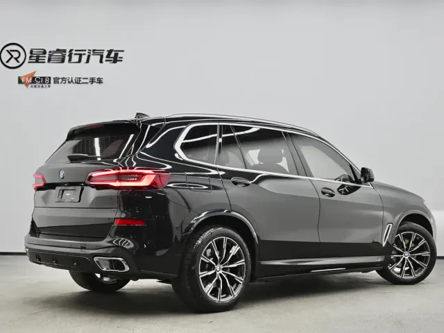 BMW X5 — Фото автомобиля 2