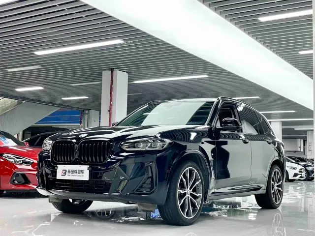 Фотография автомобиля — BMW X3