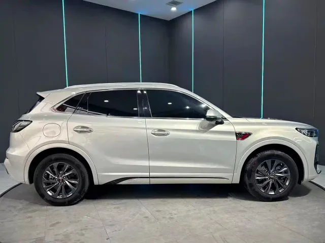 Hongqi HS5 — Фото автомобиля 4
