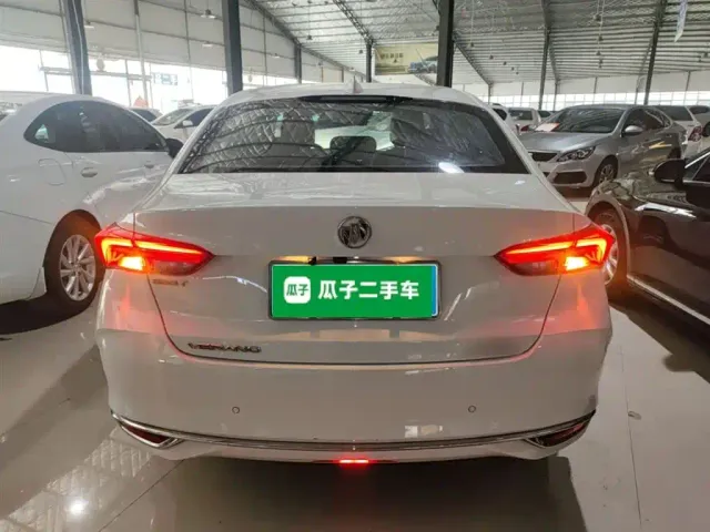 Buick Verano — Фото автомобиля 3
