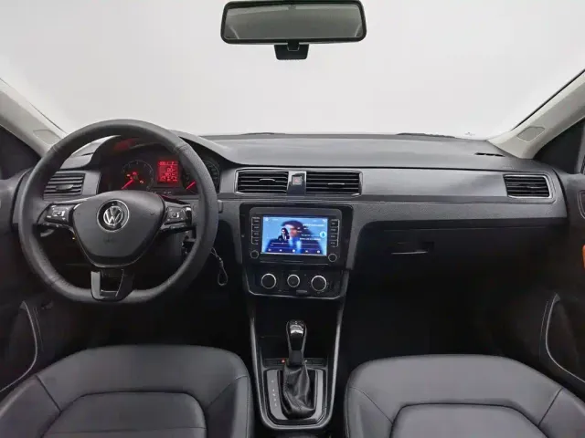 Volkswagen Santana — Фото автомобиля 5