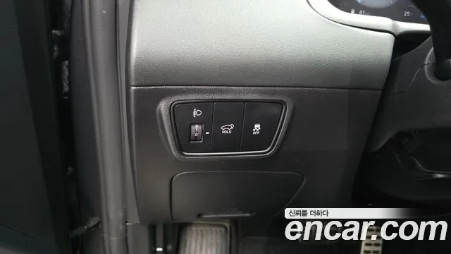 Hyundai Tucson Tucson (NX4) Бензин 1.6 турбо 2WD — Фото автомобиля 8