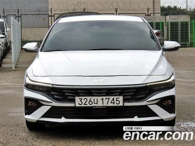 Фотография автомобиля — Hyundai AVANTE