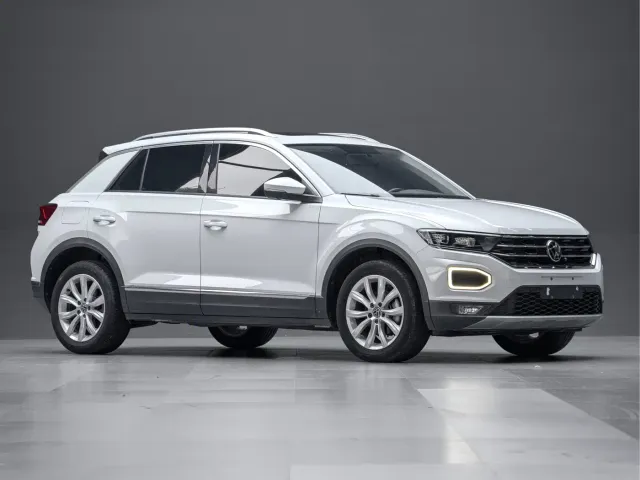Volkswagen T-Roc — Фото автомобиля 7