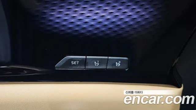 Kia Canival Carnival 4 поколение Бензин 9 мест Signature — Фото автомобиля 23