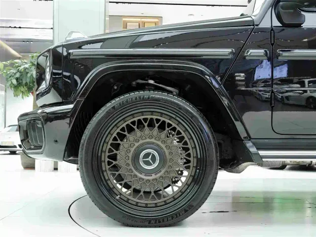 Mercedes-Benz G-Class — Фото автомобиля 21