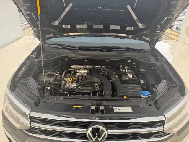 Volkswagen Tharu — Фото автомобиля 5