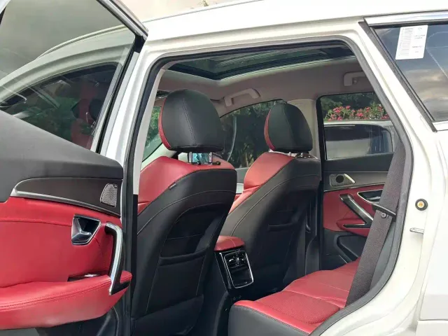 Jetour X70 Plus — Фото автомобиля 12