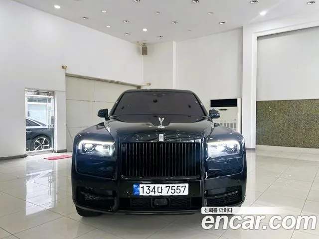 Rolls-Royce Cullinan — Фото автомобиля 2
