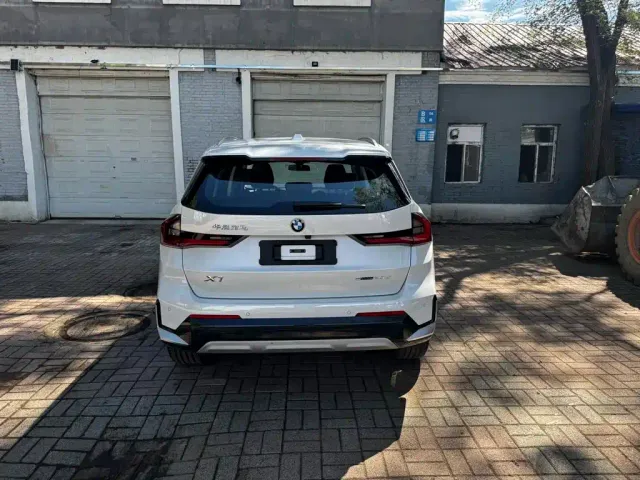 BMW X1 — Фото автомобиля 5