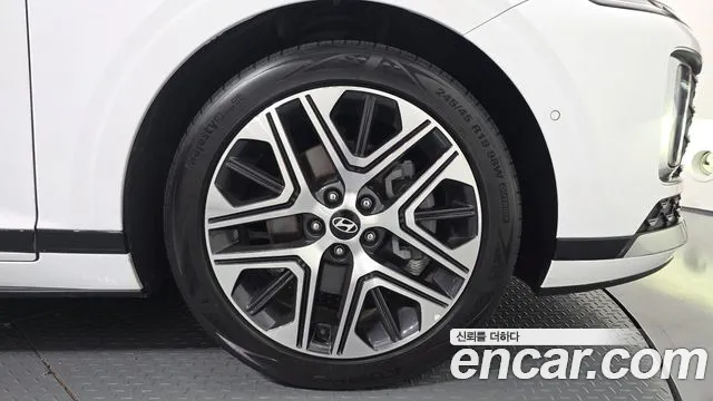 Hyundai Grandeur Grandeur (GN7) 2.5 Бензин 2WD — Фото автомобиля 5