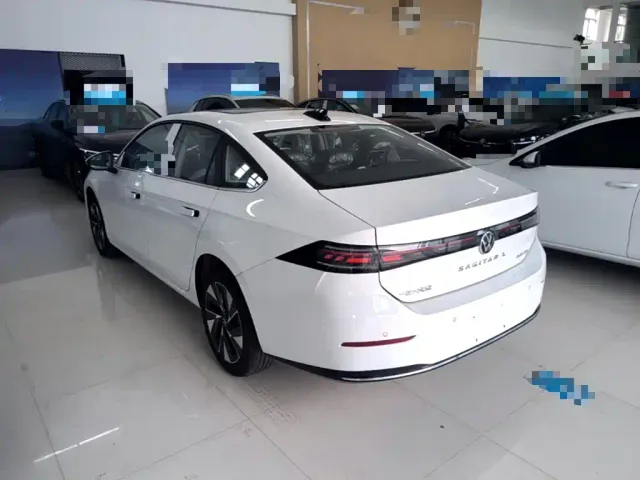 Volkswagen Sagitar — Фото автомобиля 4