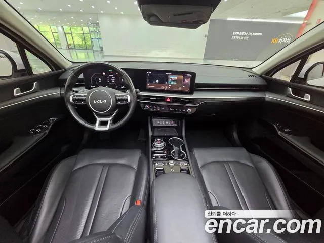 Kia K5 Новый K5 3 поколение 2.0 LPi(Для проката) — Фото автомобиля 6