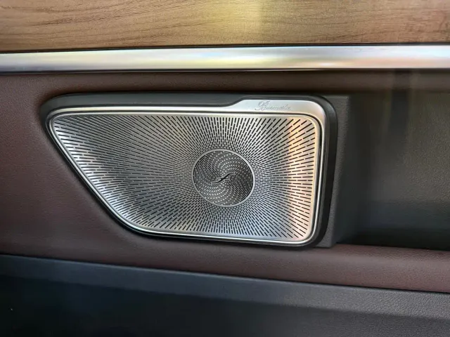 Mercedes-Benz V-Class — Фото автомобиля 14